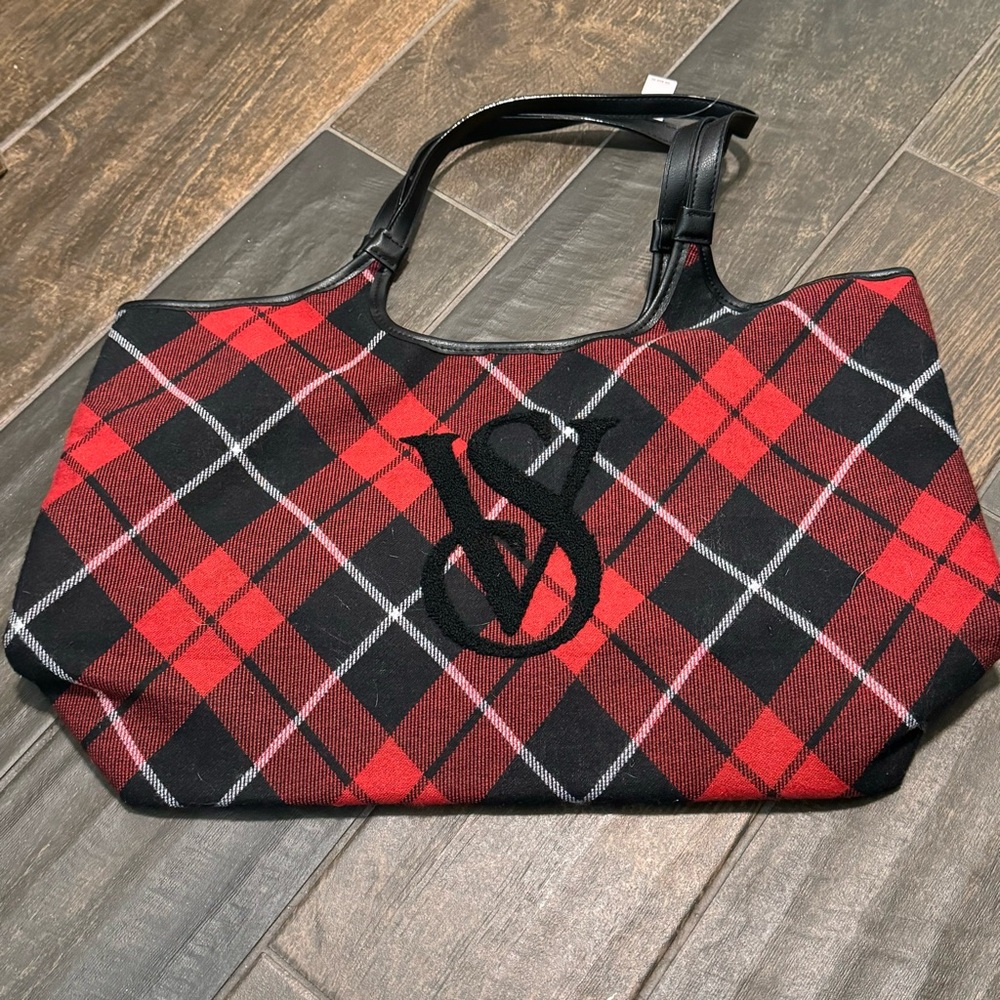 NWT Victoria Secret Plaid Tote